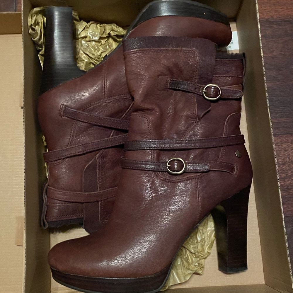 Women’s UGG Boots